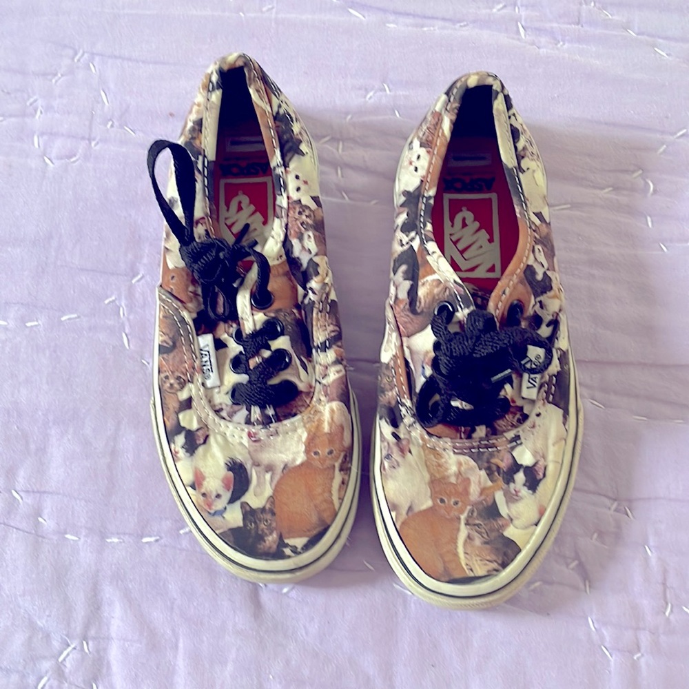 Vans cats